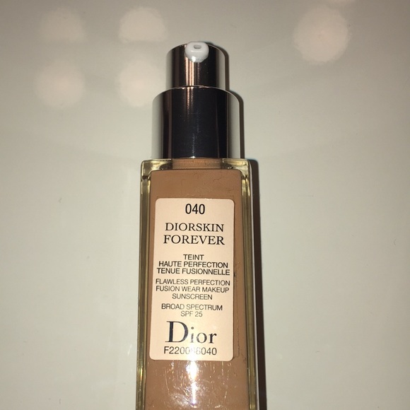 dior forever 40
